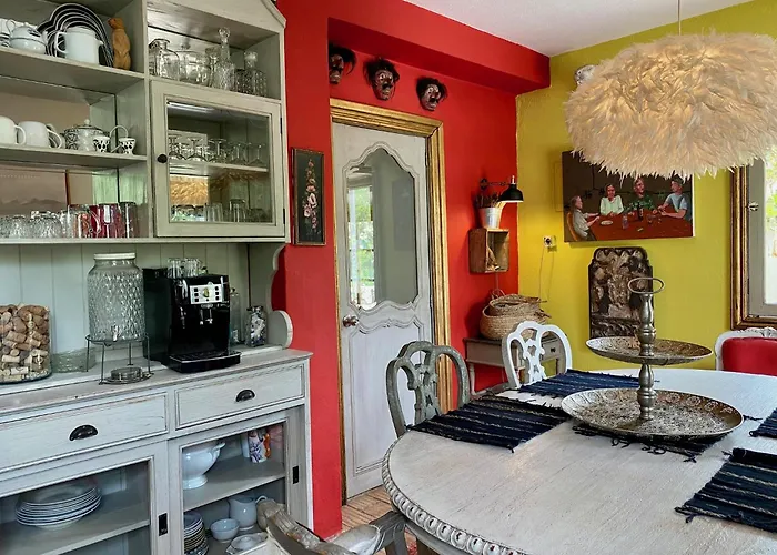 Casa Stardust & Cottages