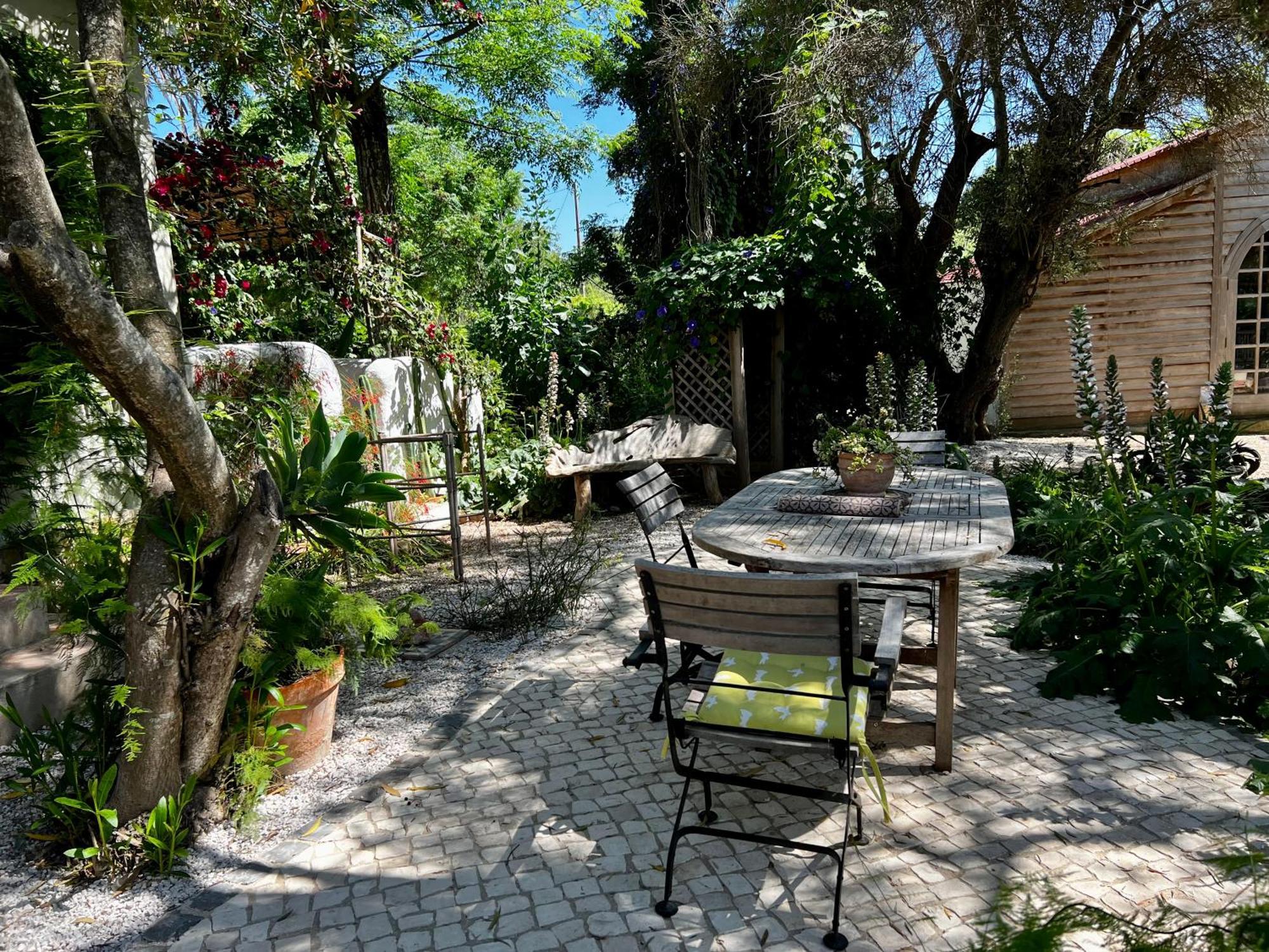 Casa Stardust & Villa Quelfes