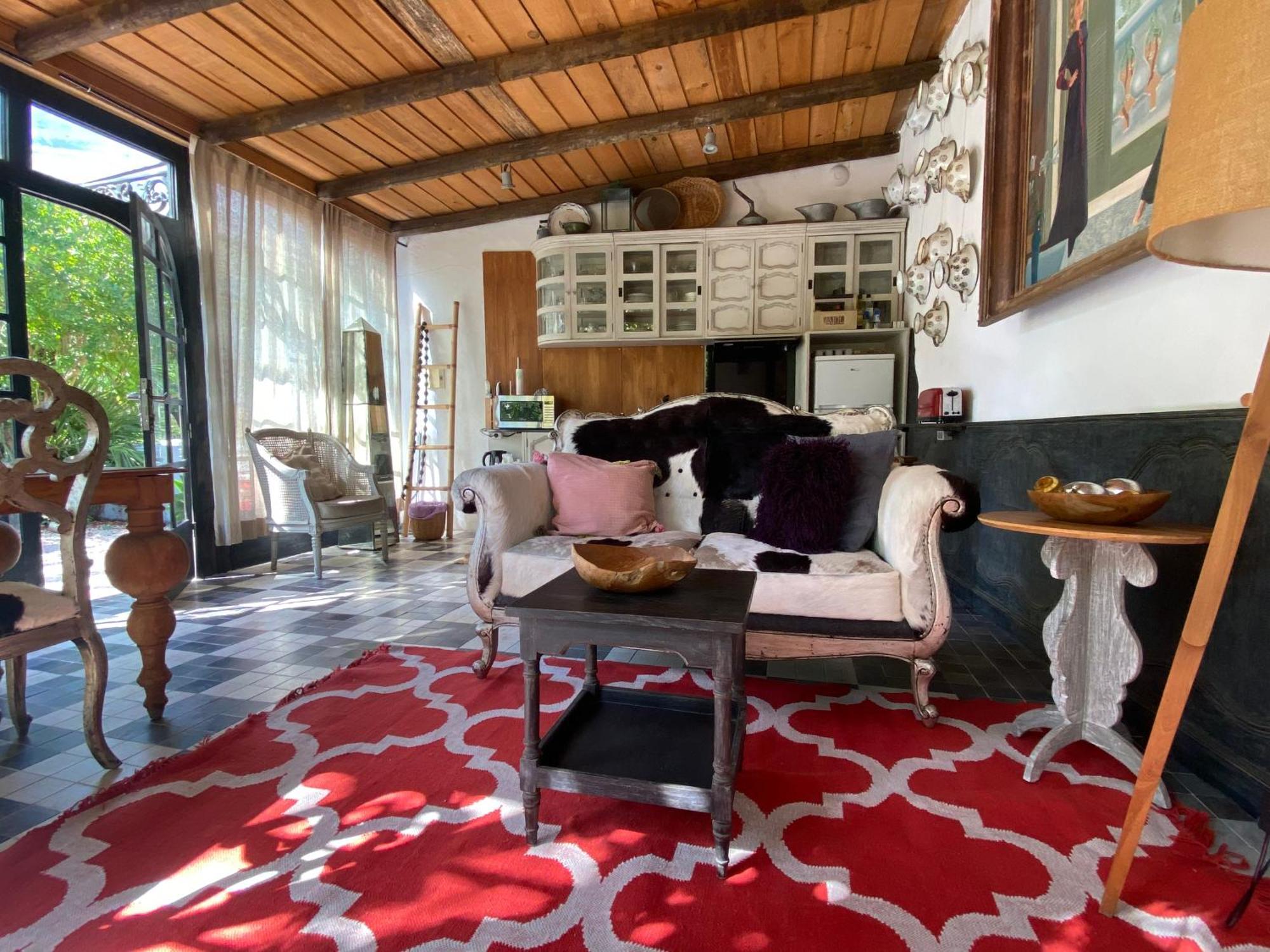 Casa Stardust & Villa Quelfes