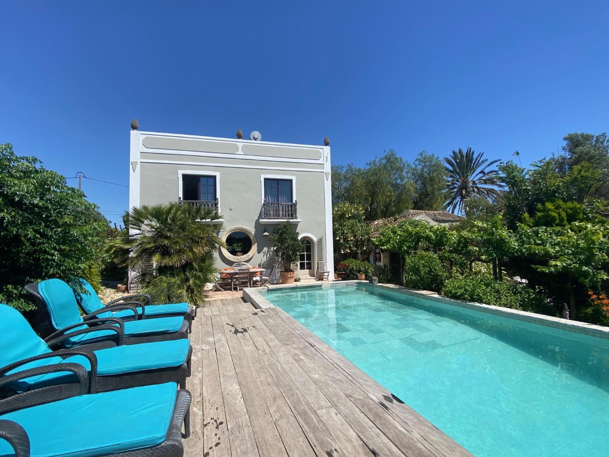 Casa Stardust & Villa *